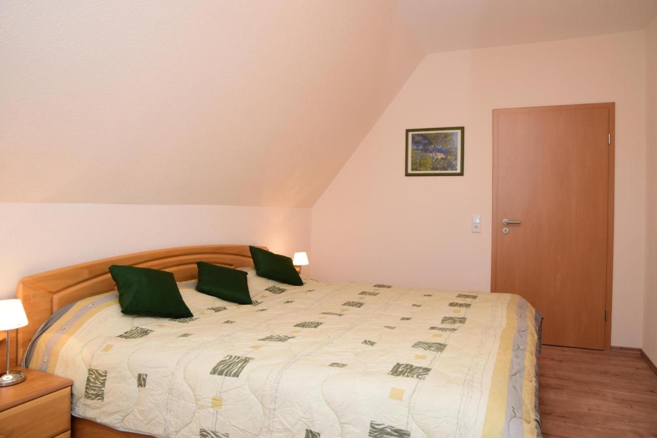 Ferienwohnung Anneliese Am Stadttor Hornbach Exteriör bild